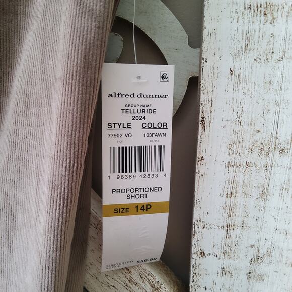 Alfred Dunner Womens Petite Telluride Modern Corduroy Faux Fly Pocket Pants Fawn - Picture 4 of 7